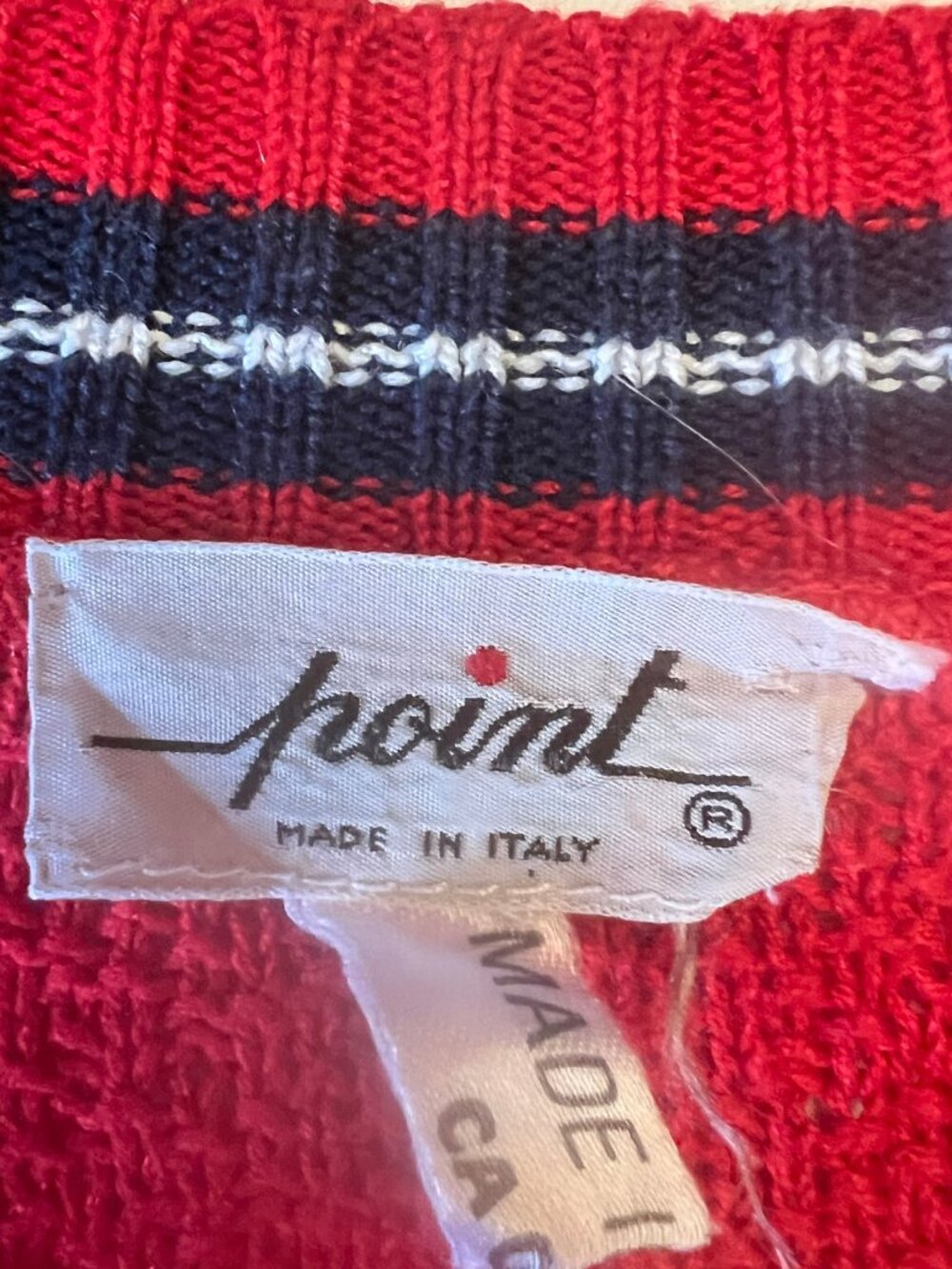 Vintage Italian Point Red Bouclé Tennis Cricket V-Neck Sweater - Picture 6 of 8